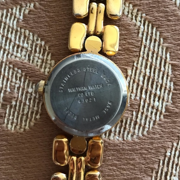 SOLD ✨ Vintage Prestige by Waltham Watch - Picture 4 of 4